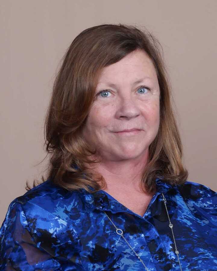 Sue Catik West Islip Howard Hanna Coach Realtors